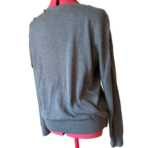 H&M Cardigan - Gray with littles buttons in the front  long sleeves - Large - Picture 4 of 12